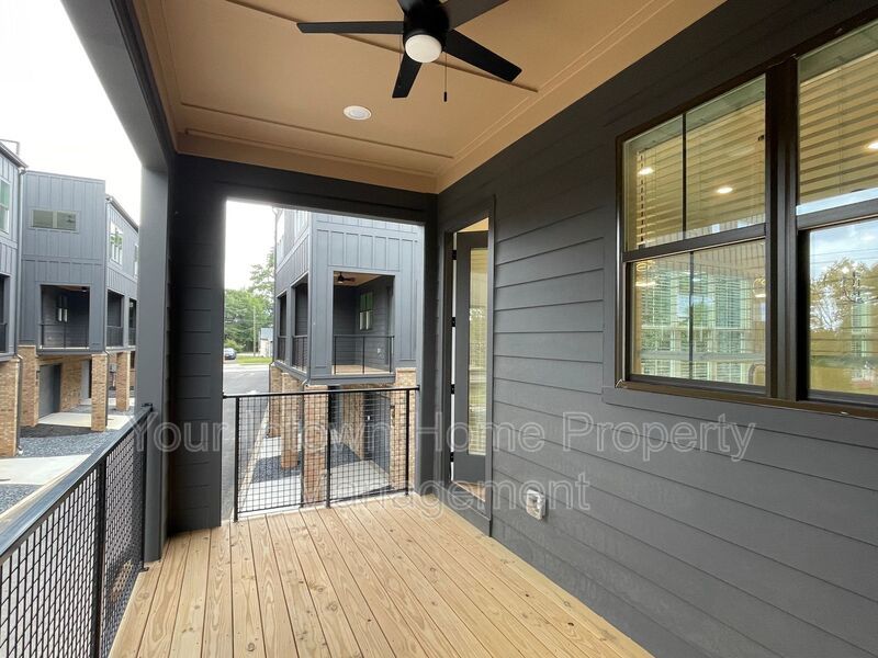 Beltine Beauty - Brand-New End Unit Townhome property image