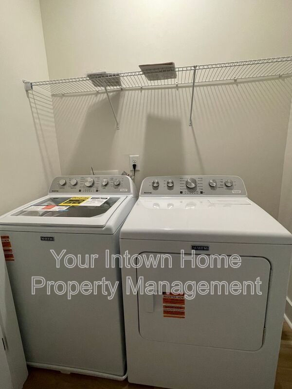 Beltine Beauty - Brand-New End Unit Townhome property image