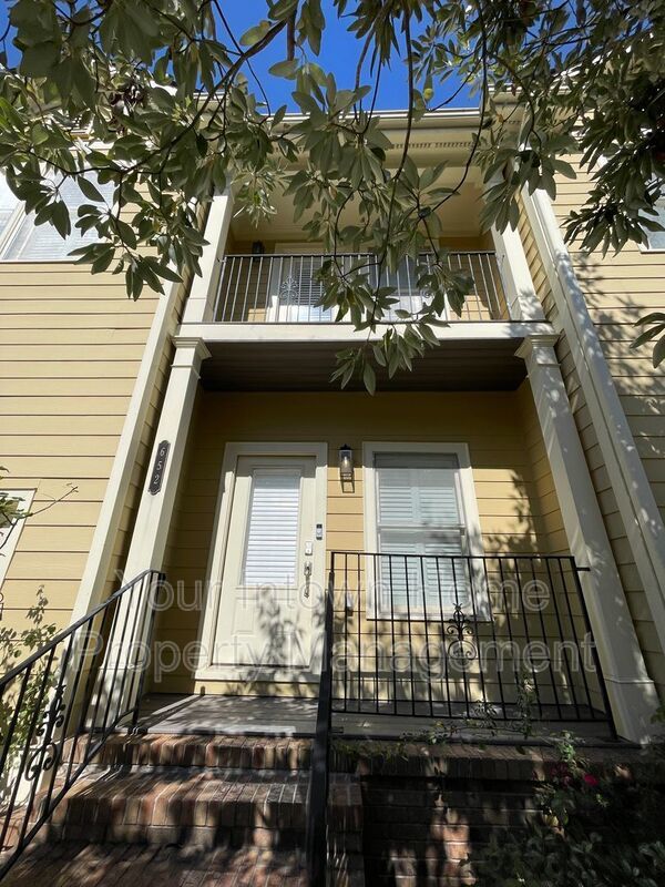 Modern End-Unit Townhome in Old Fourth Ward – Steps to Beltline & Krog Street Market property image