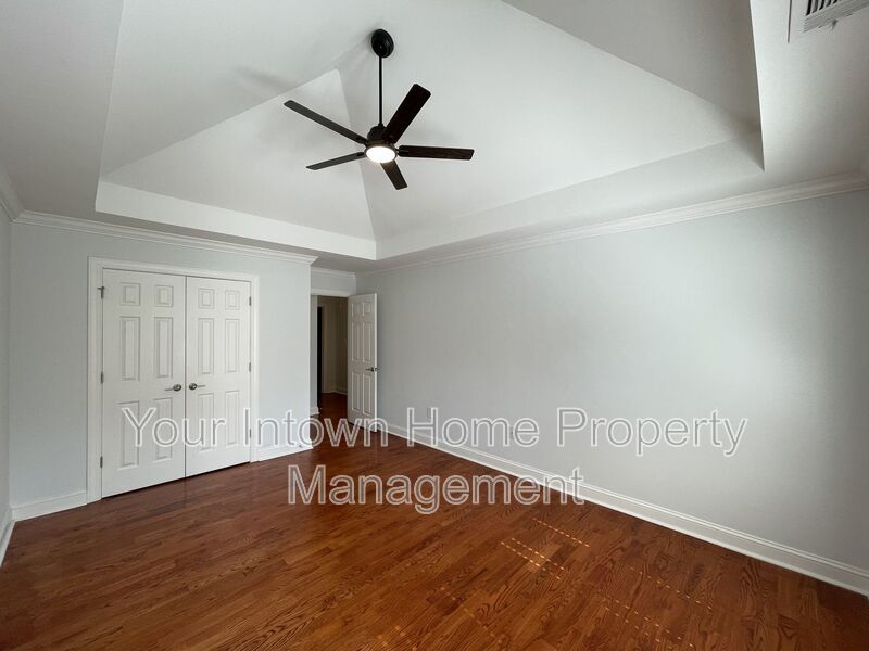 Modern End-Unit Townhome in Old Fourth Ward – Steps to Beltline & Krog Street Market property image