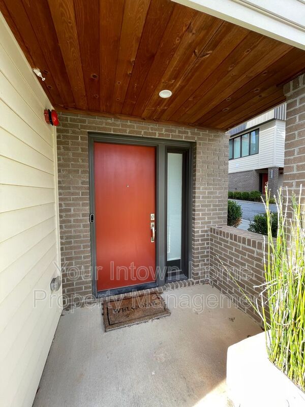 Luxury Townhome - Close to Beltline, PCM & More! property image