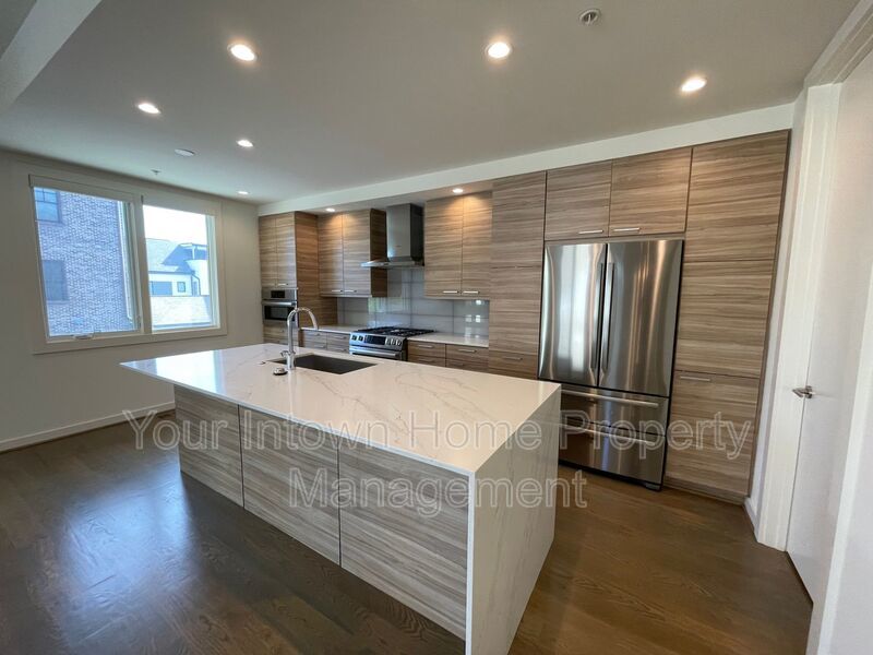 Luxury Townhome - Close to Beltline, PCM & More! property image