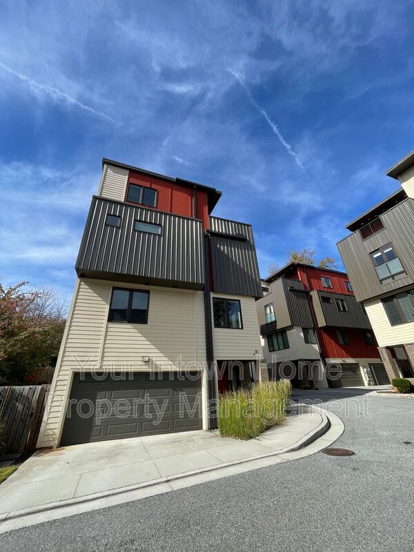 Luxury Townhome - Close to Beltline, PCM & More! property image