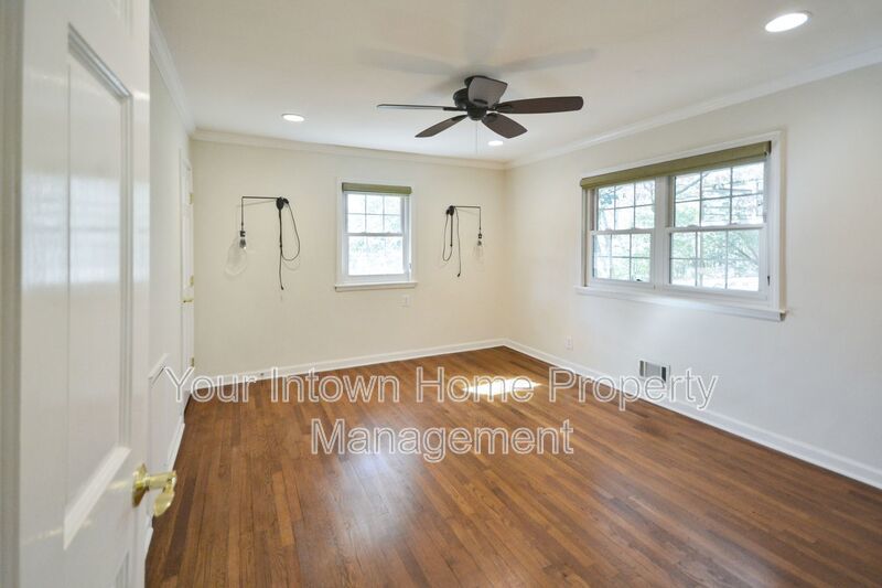 Light-Filled Peachtree Hills Home with Tons of Space & Private Yard property image