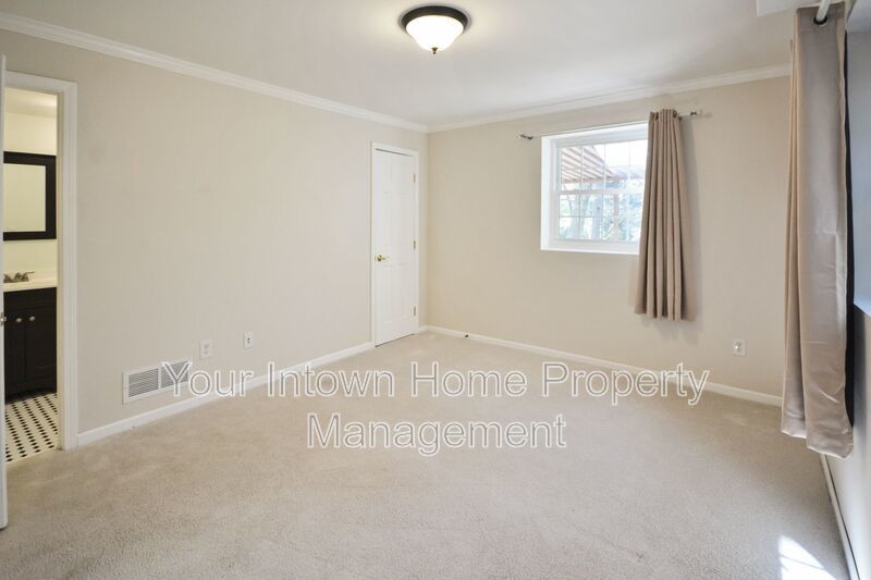 Light-Filled Peachtree Hills Home with Tons of Space & Private Yard property image