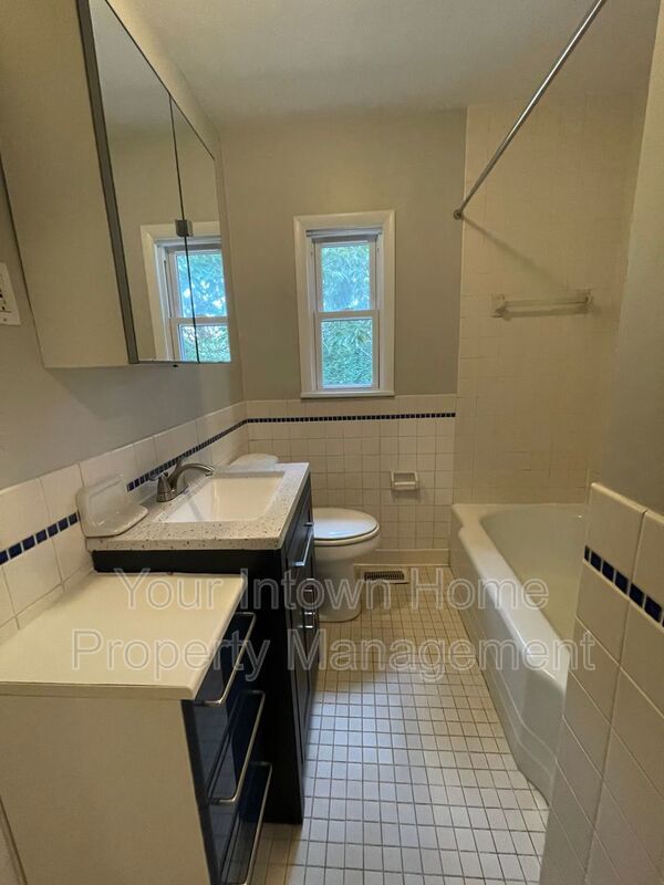 Quiet Street but Close to it All! property image