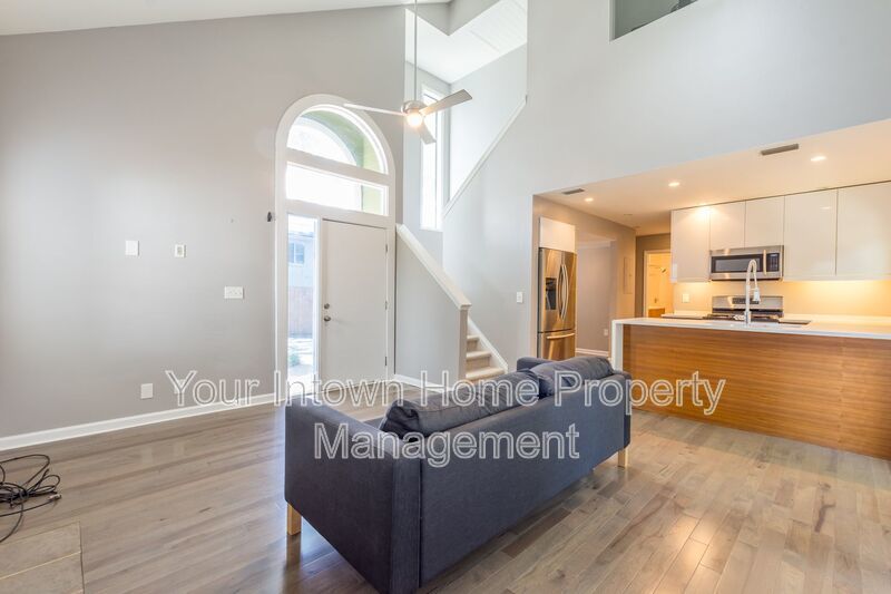 Wonderful Candler Park Home - Fenced Yard - Close to Parks & Candler Park Dining property image