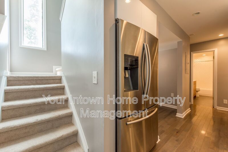Wonderful Candler Park Home - Fenced Yard - Close to Parks & Candler Park Dining property image