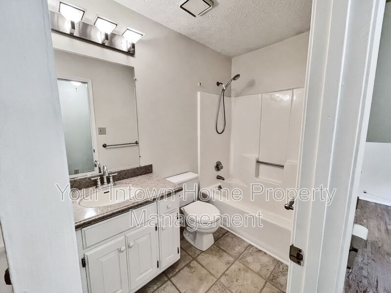 Great home in quiet neighborhood! property image