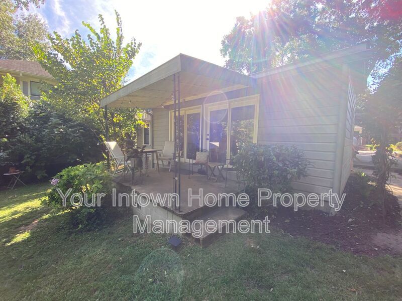 Charming cottage in the city, just steps from the Beltline! property image