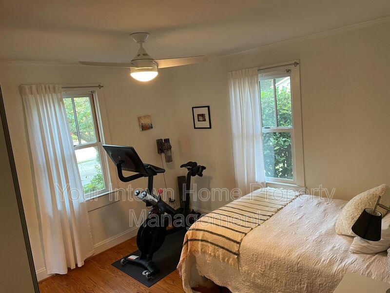 Charming cottage in the city, just steps from the Beltline! property image