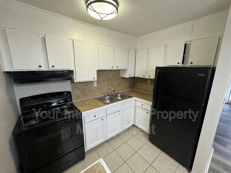 2711 Fairlee Drive Unit A4 property image