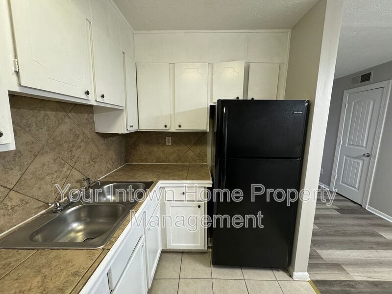 2711 Fairlee Drive Unit A4 property image