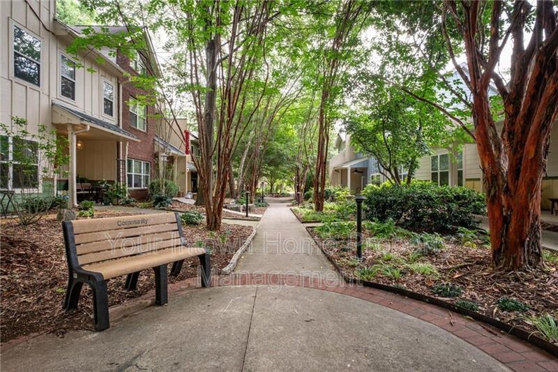 East Lake Commons Studio Unit available property image