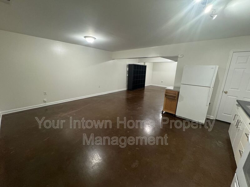 East Lake Commons Studio Unit available property image