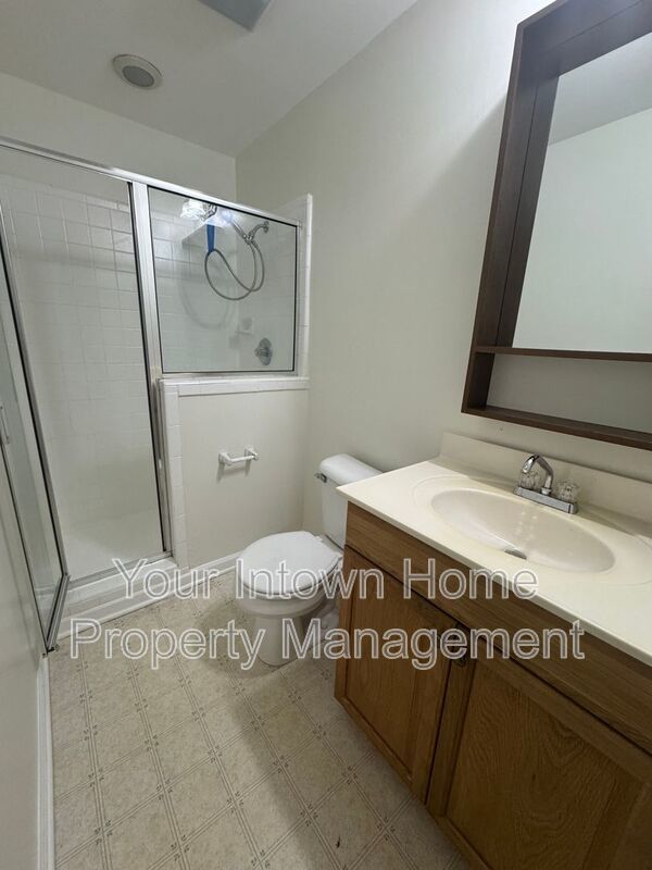East Lake Commons Studio Unit available property image
