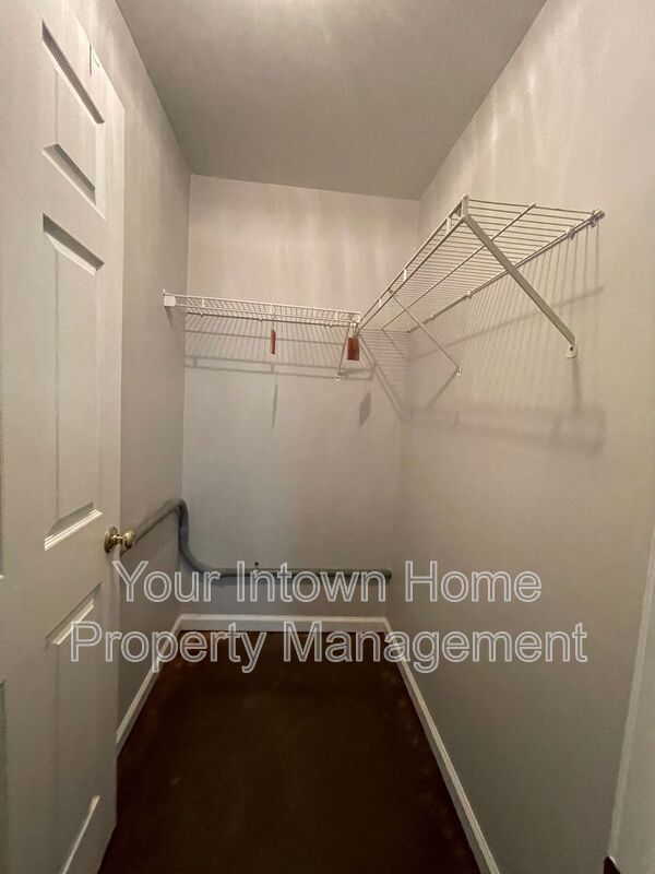 East Lake Commons Studio Unit available property image