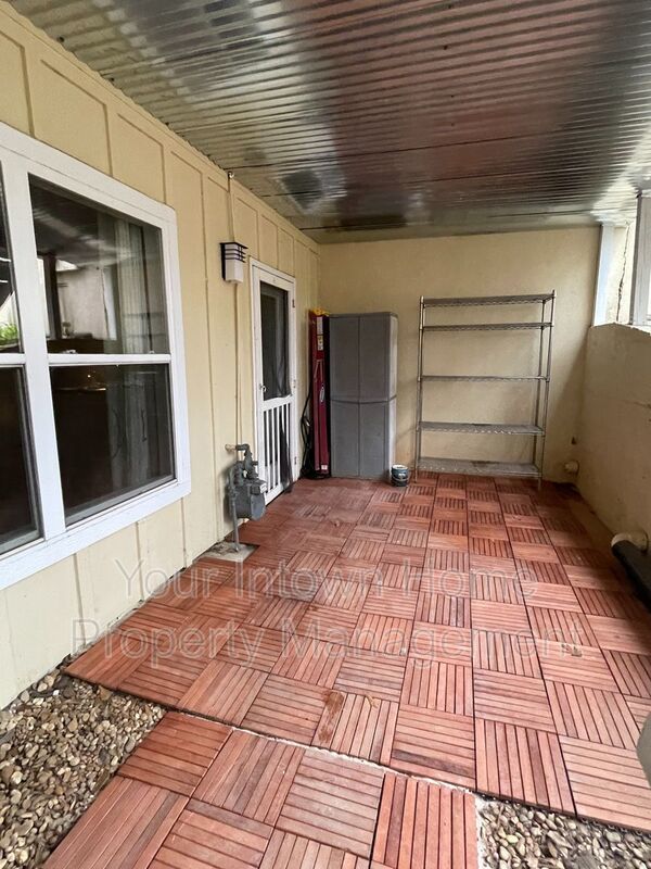 East Lake Commons Studio Unit available property image