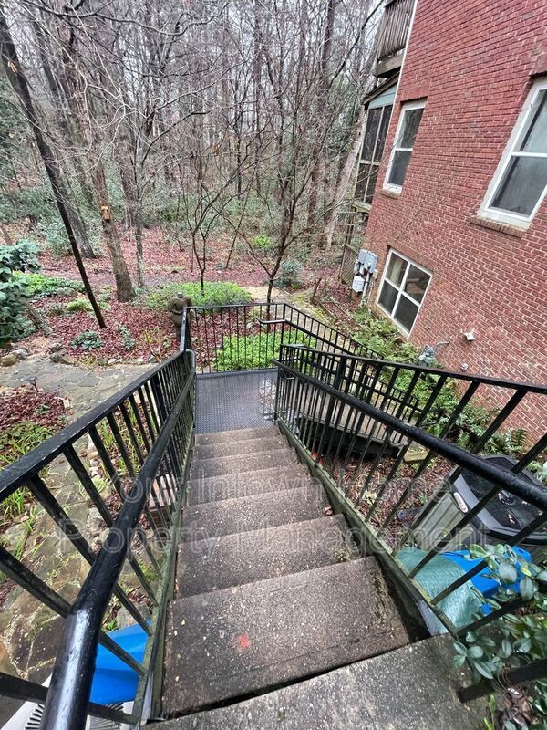 East Lake Commons Studio Unit available property image
